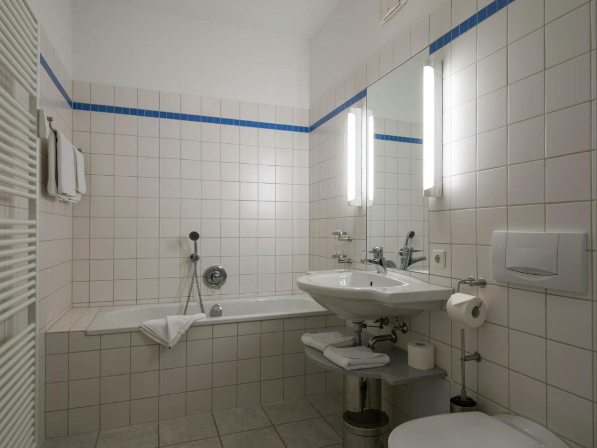 Kaiservillen Heringsdorf - Ferienwohnung Mit 1 Schlafzimmer Und Balkon Dr4 外观 照片